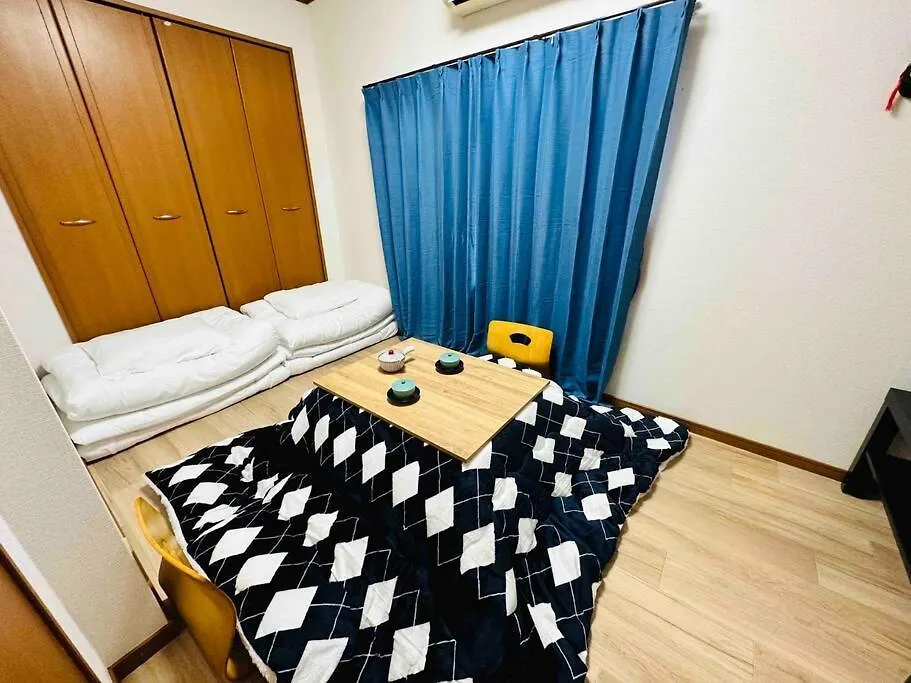 Appartement 3-2,黒門市場まで30秒!の激近道頓堀徒歩6分!難波駅徒歩7分!通天閣徒歩9分!人気観光エリアへもすぐ! Osaka Japan