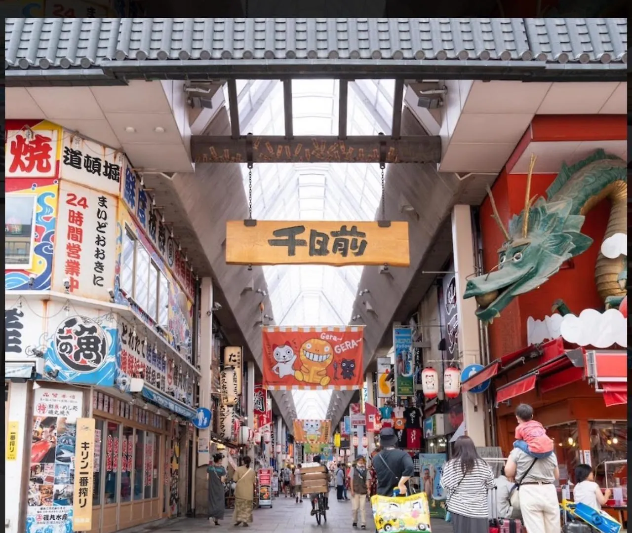 3-2,黒門市場まで30秒!の激近道頓堀徒歩6分!難波駅徒歩7分!通天閣徒歩9分!人気観光エリアへもすぐ! Ōsaka Apartment